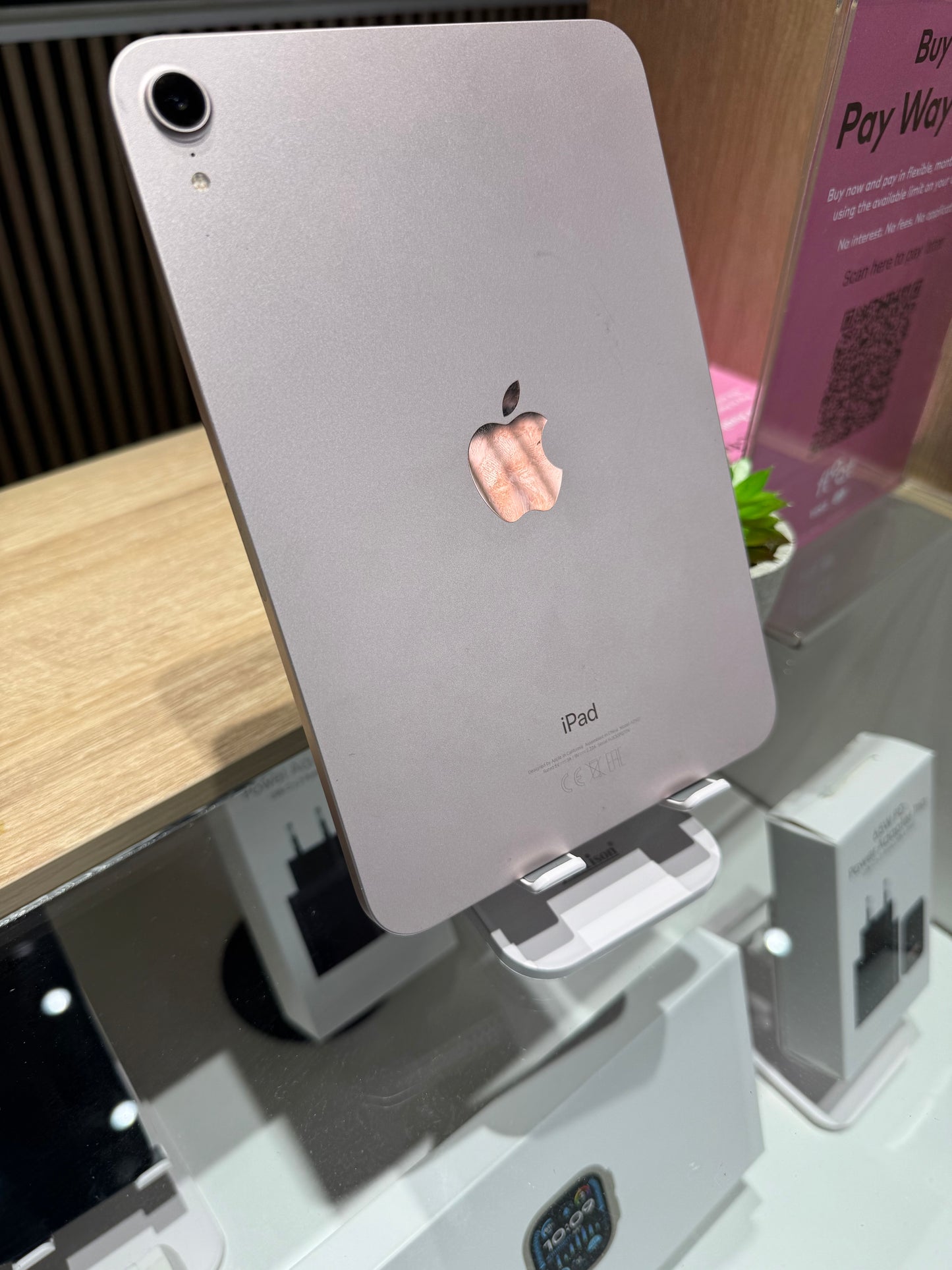 iPad mini | 6th Gen | WiFi 64GB