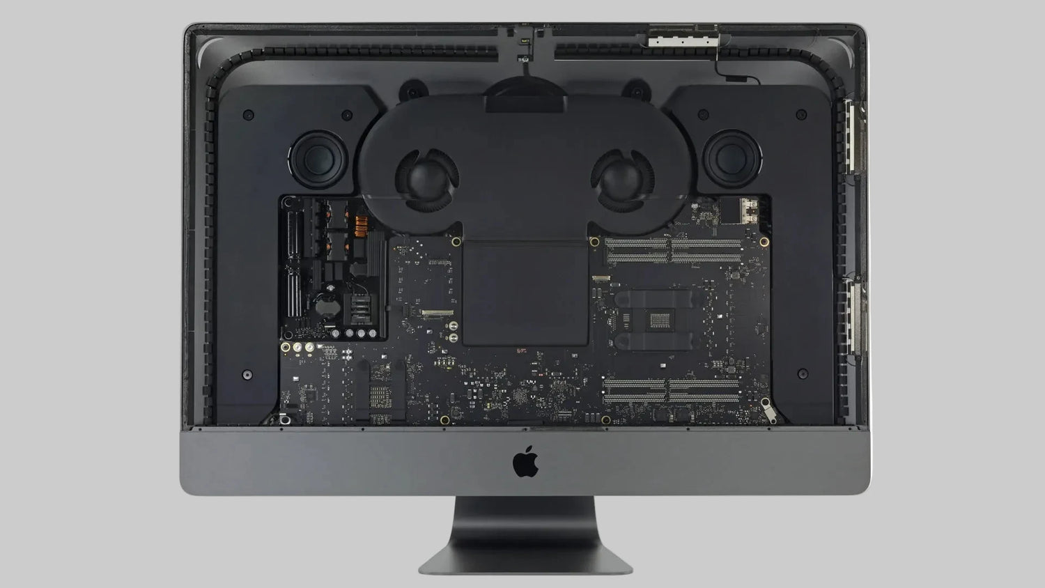 Professional Apple iMac repair and screen replacement service at iAssist Repair in Johannesburg, Gauteng.